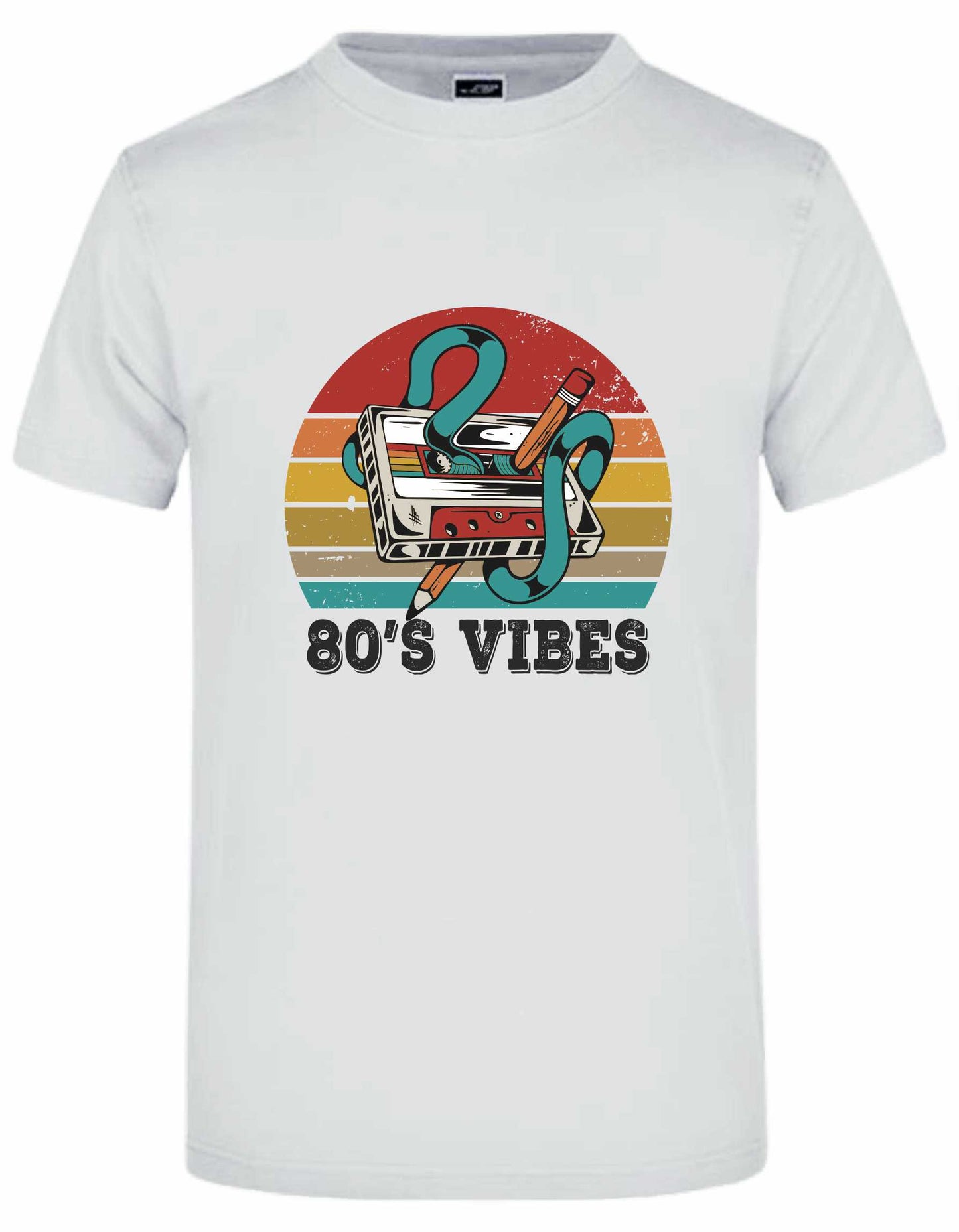 T-Shirt Round James & Nicolson mit Aufdruck "T-Shirt Retro-80s-Vibes-Casette-Musics" und der Möglichkeit den Rücken selbst zu gestalten.