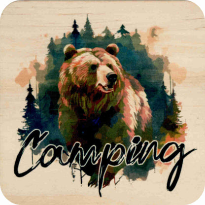Acht Sperrholz-Untersetzer mit originellen Camping-Motiven im Set